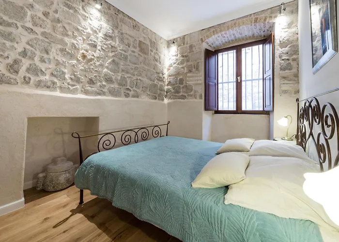 Talir Apartament *